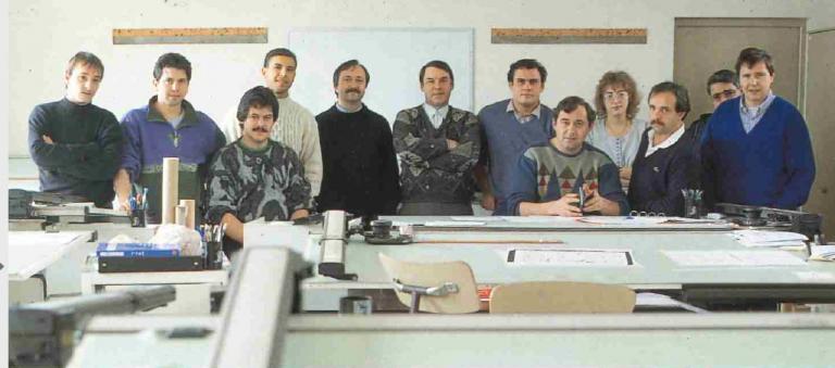 La scène (lol) de l'EMI  Ecole de Modernisation Industrielle  (années 1990)